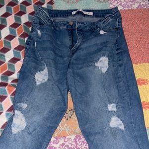 Worn a couple times super nice no stains or rips